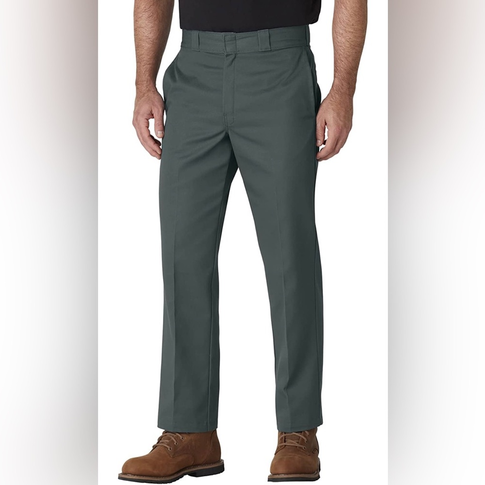 Never worn Dickies men original 874 work pant